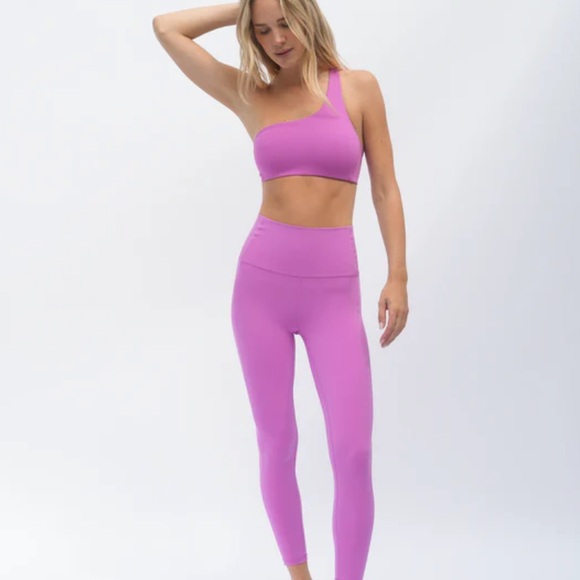 Left on Friday One-Shoulder Pink Offshore Bikini Top Size L - Picture 3 of 6